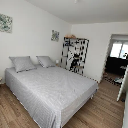 Spacieux 3 Saint Pierre La Apartment *